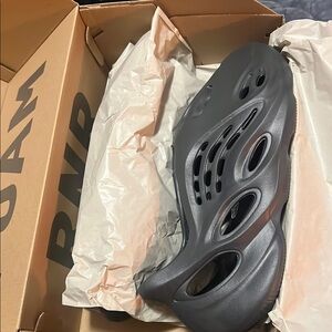 Men's Black Foam Shoes